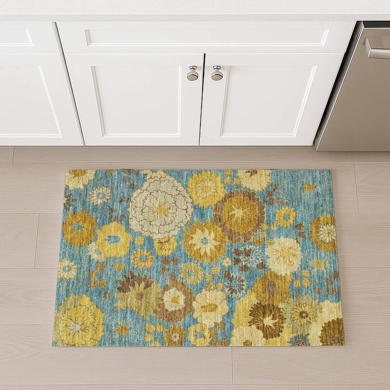 Machine Washable Indoor/ Outdoor Modern Floral Chantille Rug