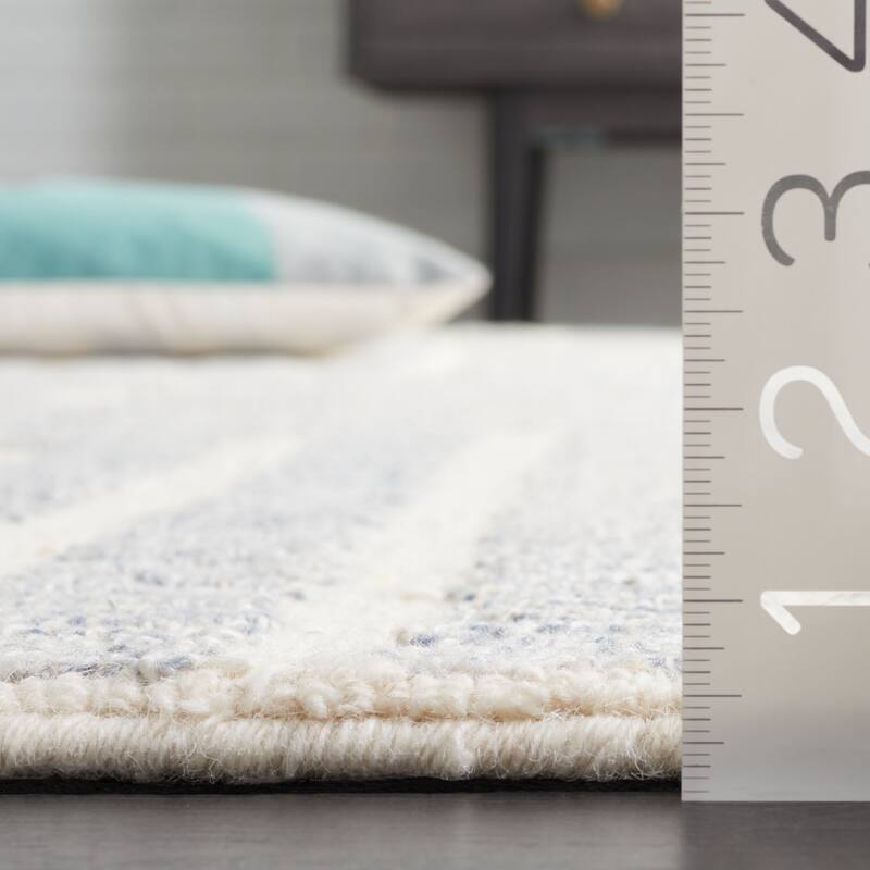 SAFAVIEH Handmade Renewal Jazmyne Contemporary Rug