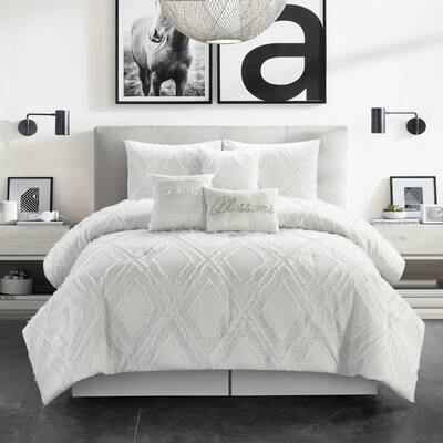 Nanshing Bijou 7-Piece Diamond Embroidery Comforter Set
