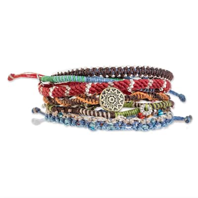 NOVICA Histories, Glass beaded macrame bracelets (set of 7) - 7.5*0.1