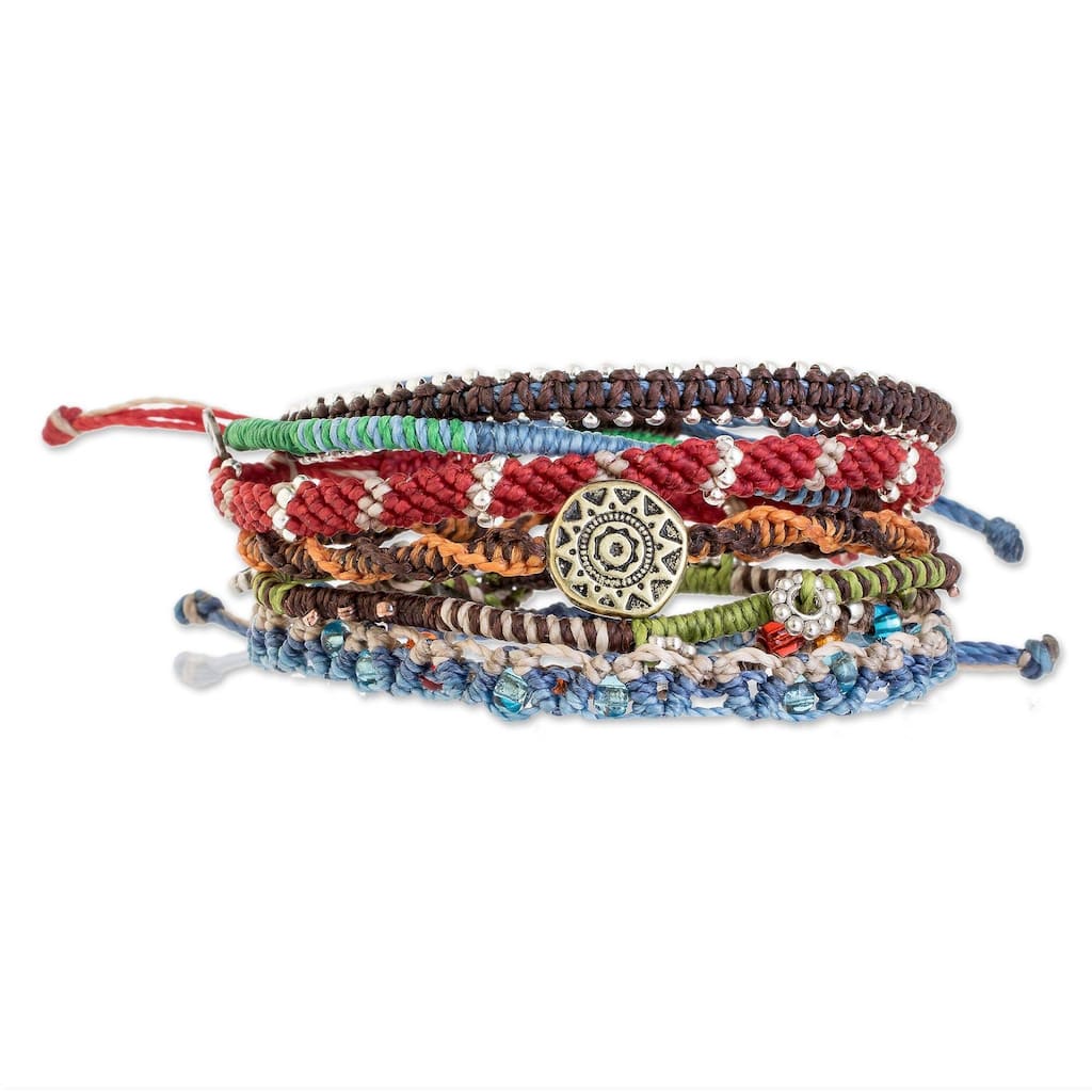 NOVICA Histories, Glass beaded macrame bracelets (set of 7) - 7.5*0.1