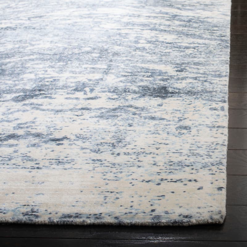 SAFAVIEH Handmade Mirage Hedwige Modern Abstract Viscose Rug