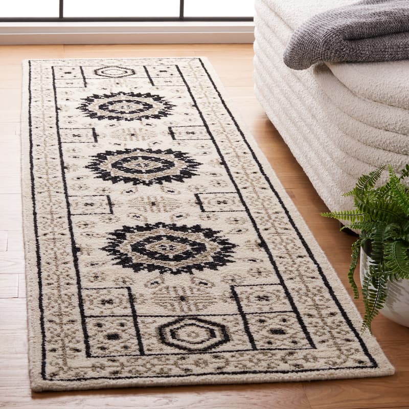 SAFAVIEH Hand-knotted Kenya Tangie Southwestern Tribal Wool Rug - 2'3" x 8' Runner - Ivory/Grey