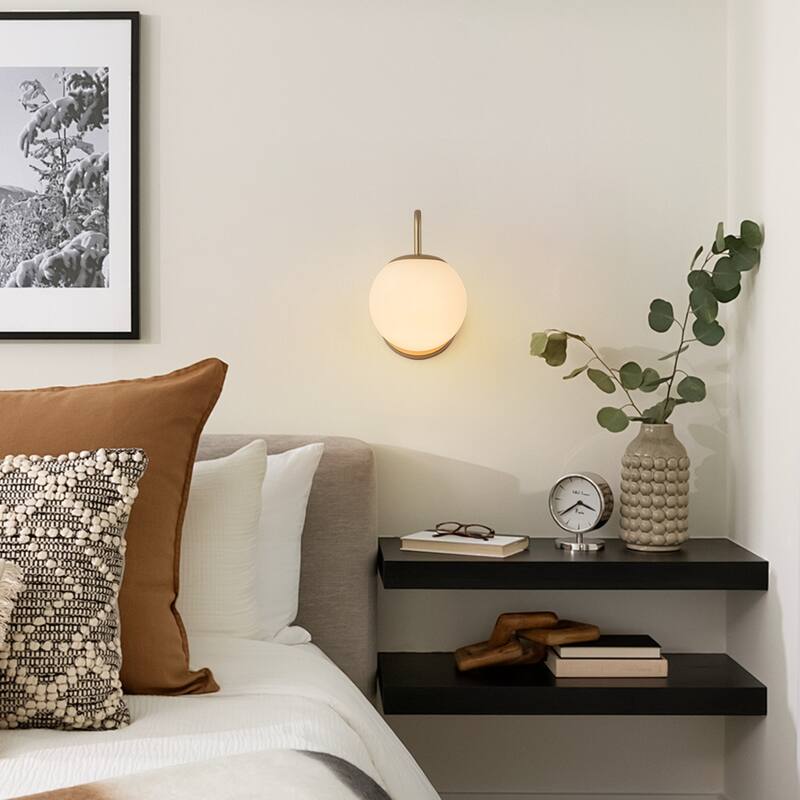 1-Light Modern Wall Sconce with Frosted Globe Glass Shade