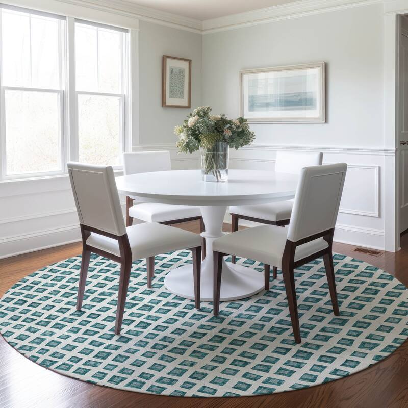 Machine Washable Indoor/ Outdoor Chantille Squared Rug