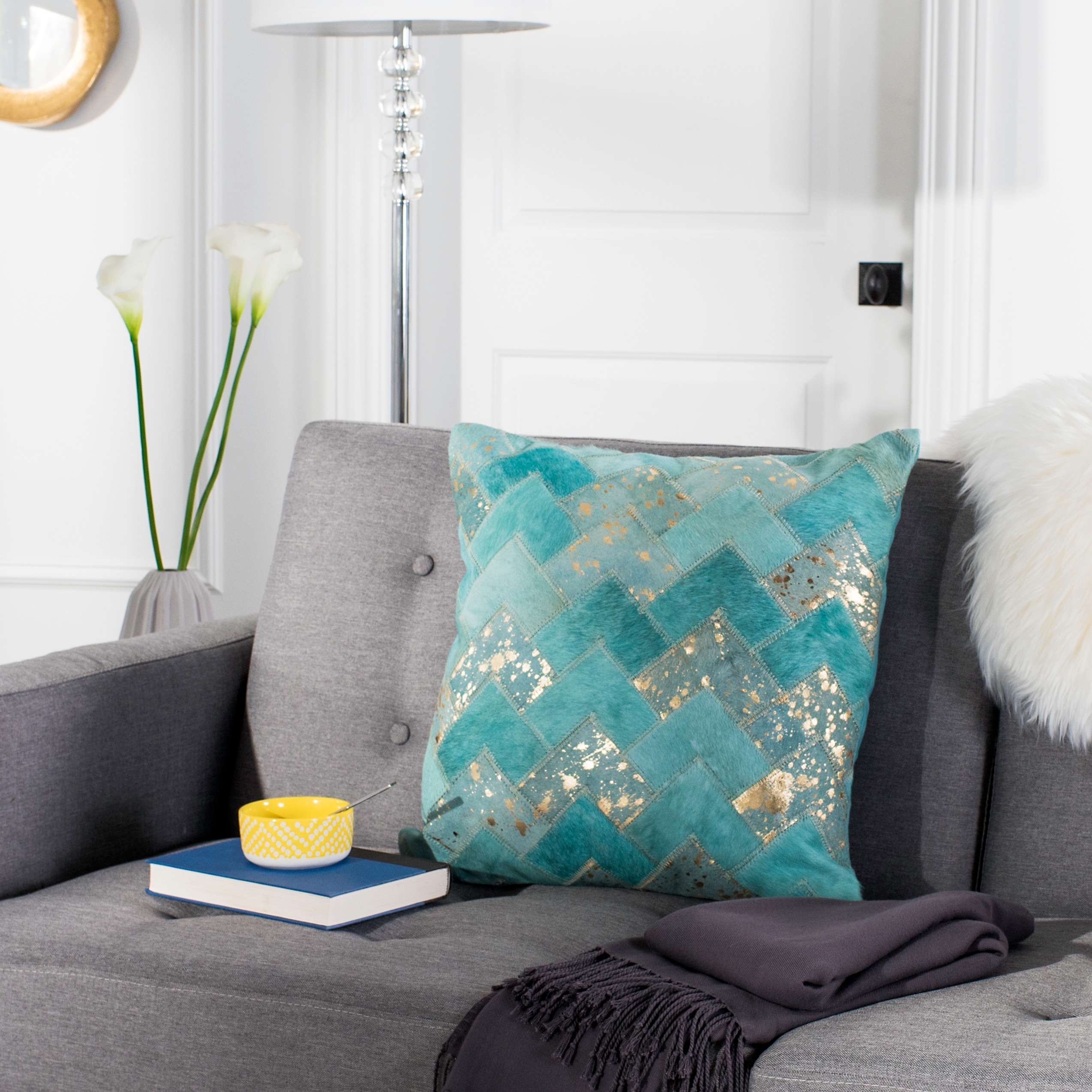 Turquoise deals color pillows