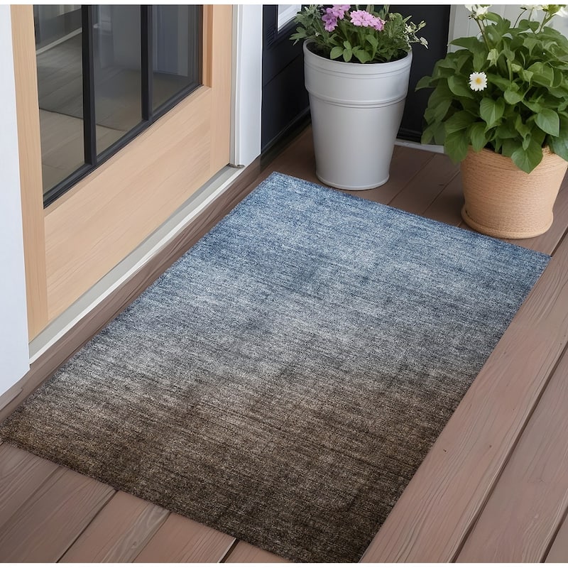 Allumi Ombre Weather Resistant Blended Style Round Outdoor Rug - 2' x 3' - Multi