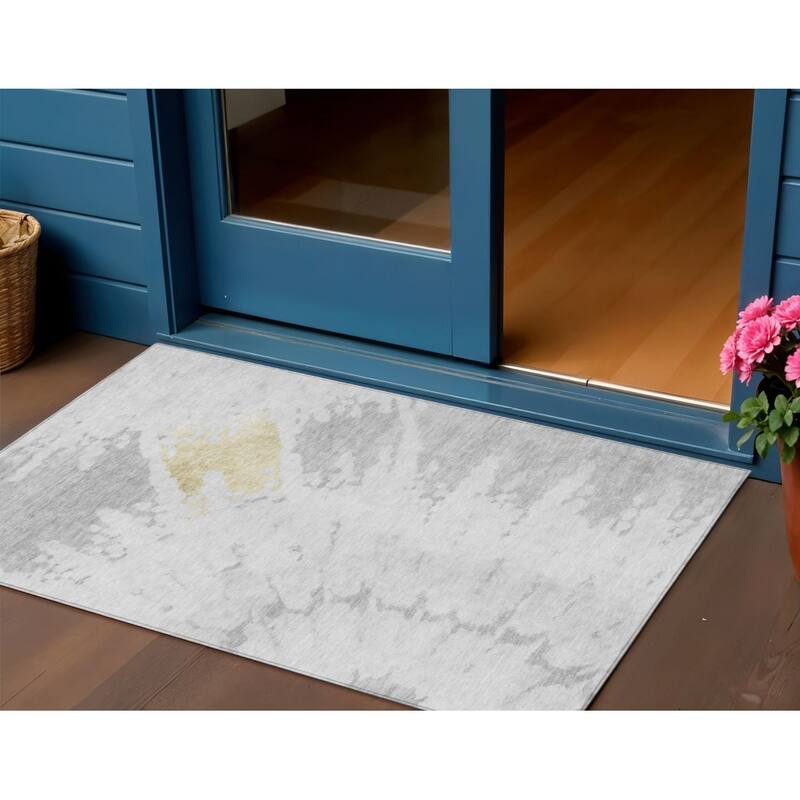 HomeRoots Abstract Transitional Rectangle Outdoor Rug - 3' x 5'