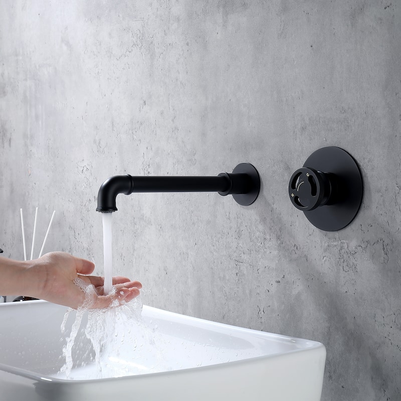 Modern Wall Mounted Single Handle Bathroom Sink Faucet in Gold
