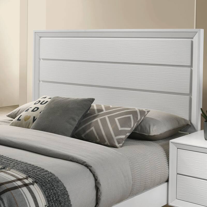 Furniture of America Kawi Modern 6-Piece White Wood Panel Bedroom Set