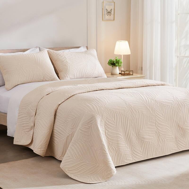Quilt Bedding Set, Lightweight Brich Beige Quilts