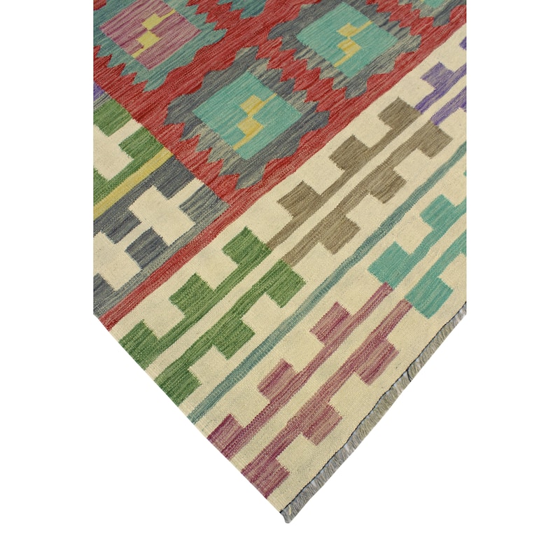 Modern Flatweave Charla Red/Green Rug - 5'8" x 8'1"