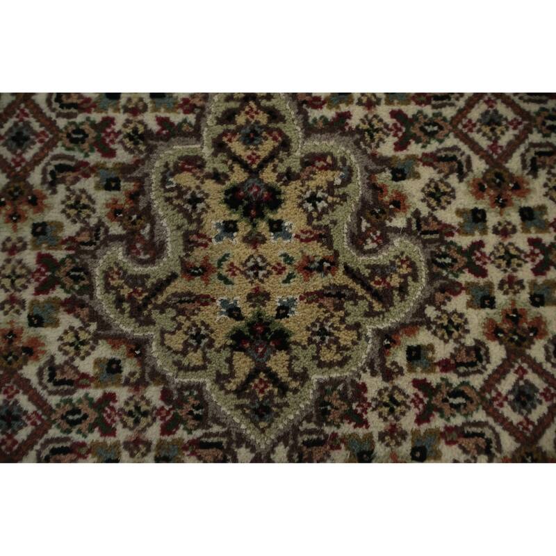 Hand Knotted Oriental 100% Wool Carpet Traditional Floral Beige & Ivories Tabriz-Mahi Area Rug - 6' 7'' X 5' 0''