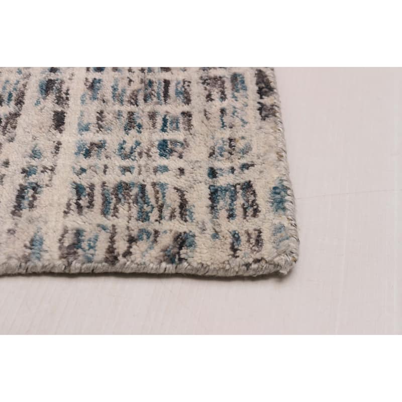 ECARPETGALLERY Hand Loomed Kashkuli Gabbeh Ivory Wool Rug - 5'2 x 7'6
