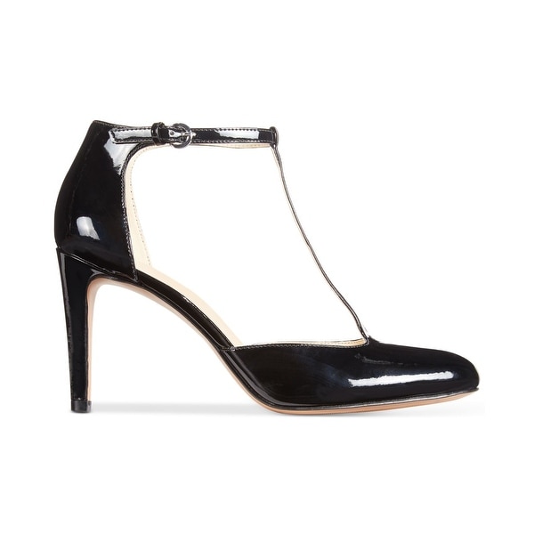 nine west t strap flats