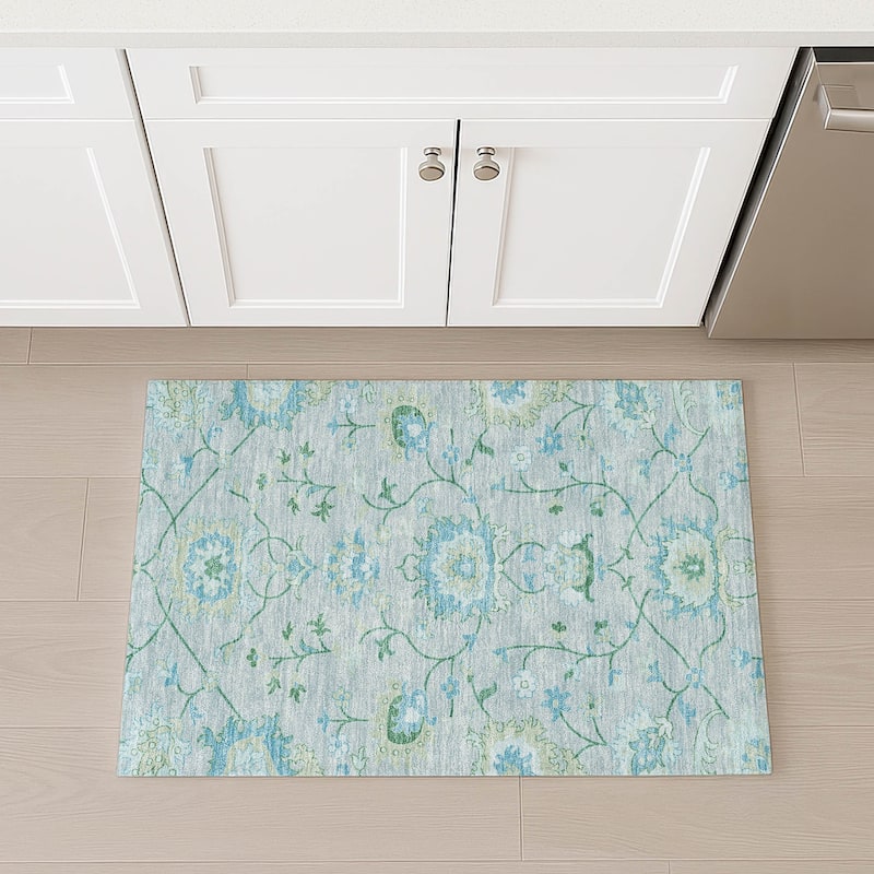 Machine Washable Indoor/ Outdoor Traditional Serena Chantille Rug