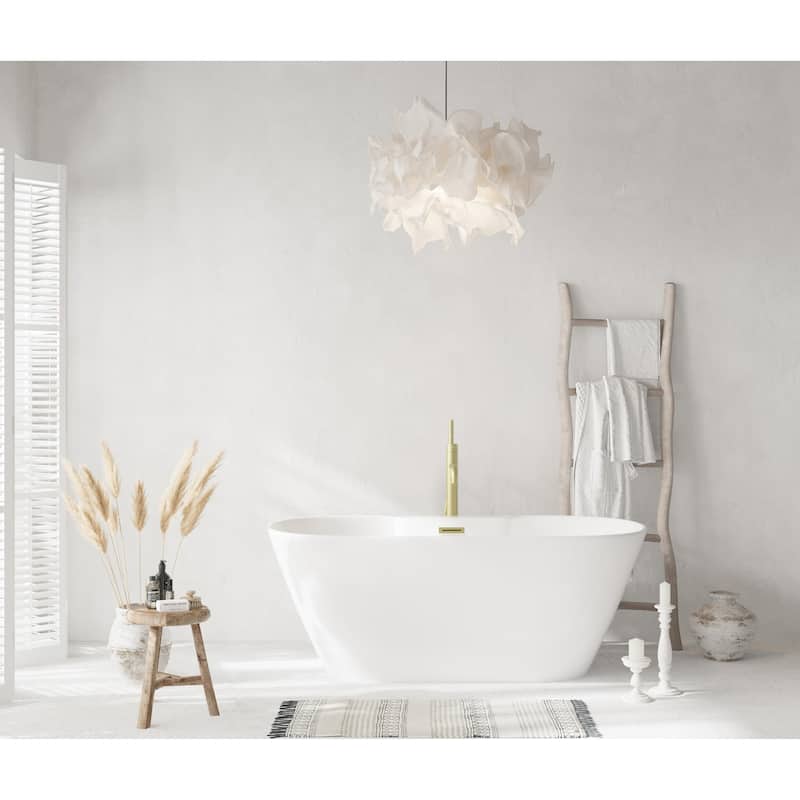 Nicolette Bathtub in Glossy White