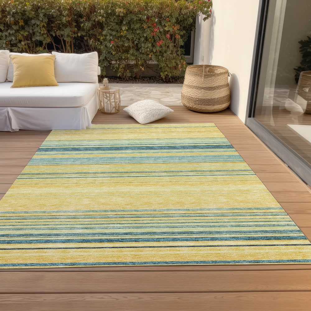Machine Washable Indoor/ Outdoor Ombre Stripes Chantille Rug