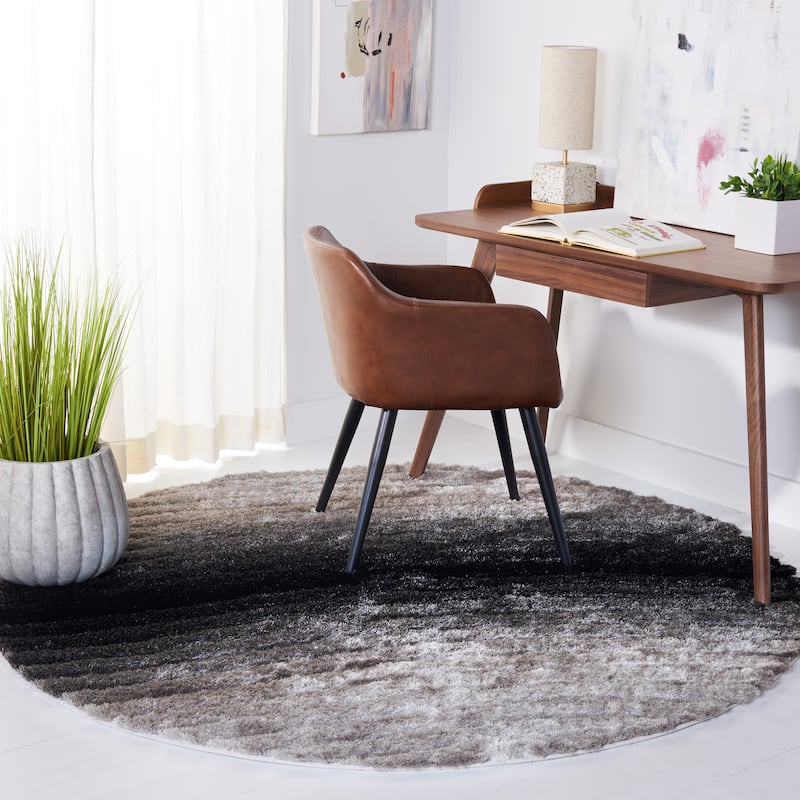 SAFAVIEH Handmade 3D Shag Heaven Rug