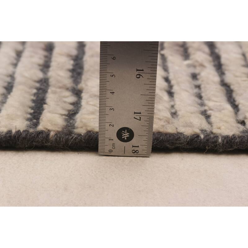 ECARPETGALLERY Hand-knotted Tangier Ivory Wool Rug - 6'10 x 10'0