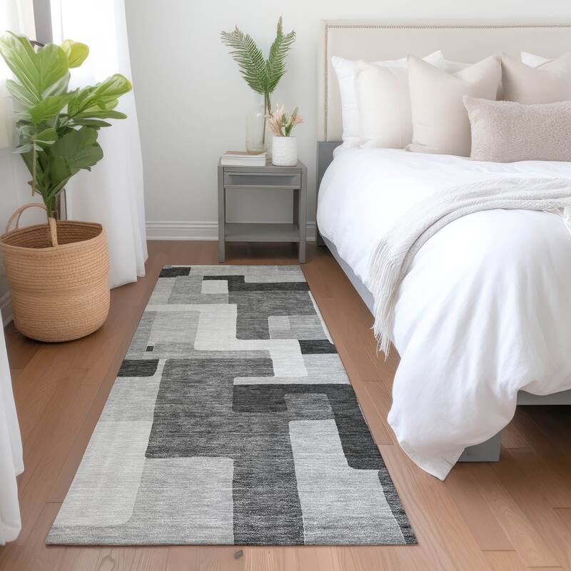 Machine Washable Indoor/ Outdoor Contempoary Blocks Chantille Rug