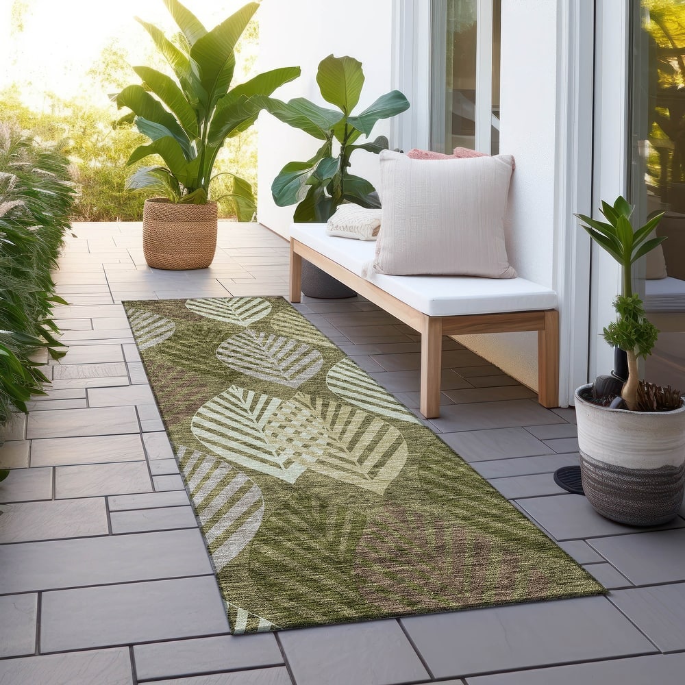 Machine Washable Indoor/ Outdoor Chantille Casual Palm Leaf Rug