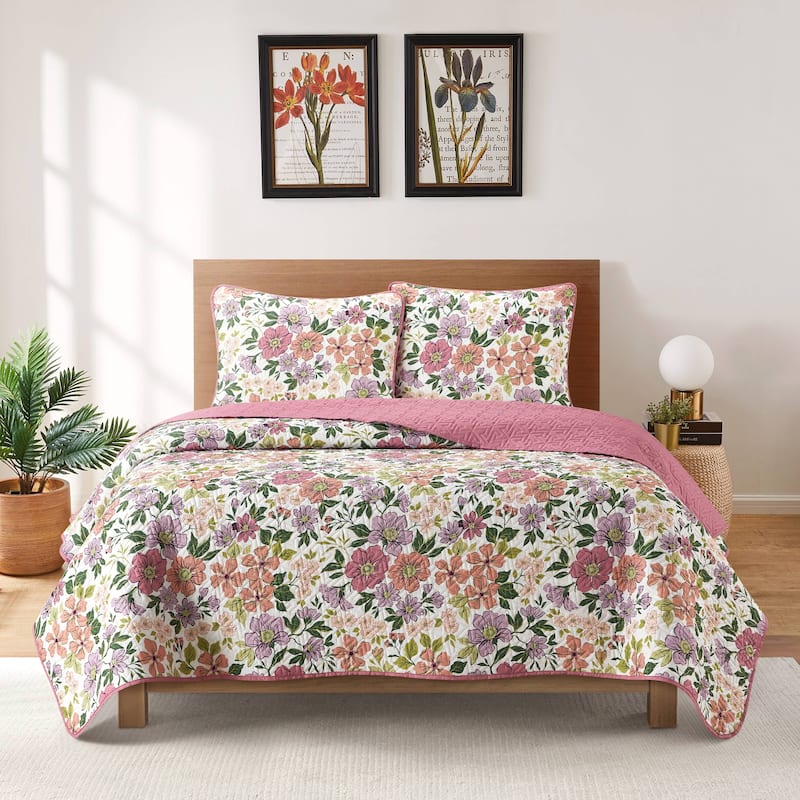 Nanshing Alayna 3 Piece Floral Quilt Set - Queen