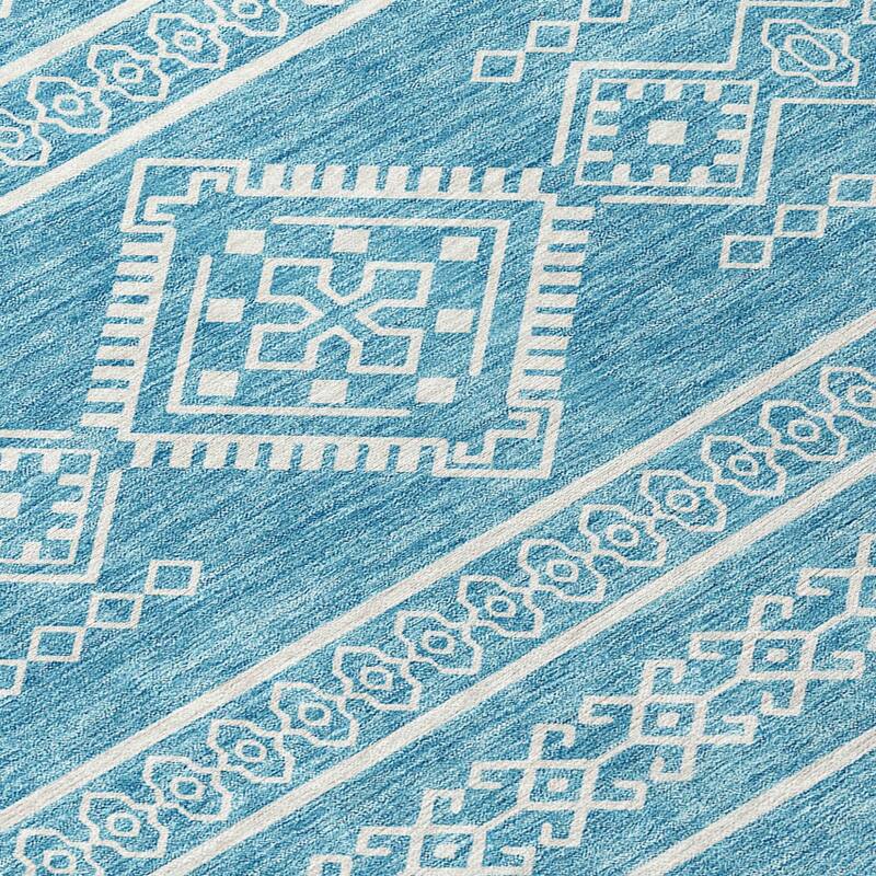 HomeRoots Southwestern Transitional Rectangle Outdoor Rug