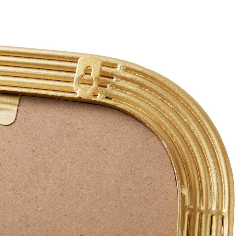 Rounded Rectangle Fluted Gold Wall Mirror - Decorative Accent