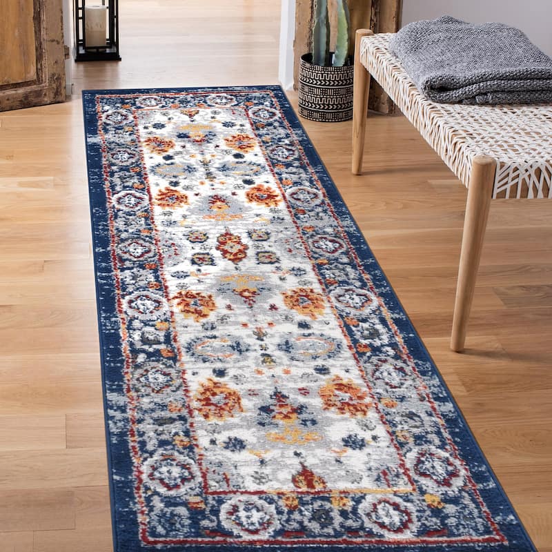 Alvia Xyryl Floral Area Rug
