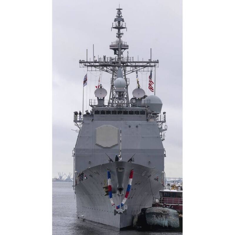 USS Leyte Gulf (CG-55) Medium