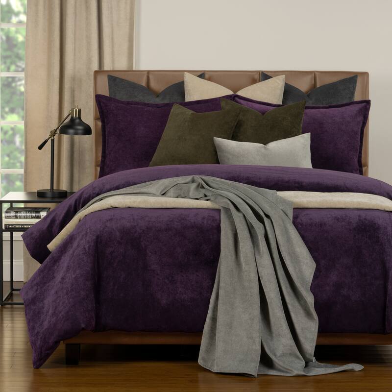 Mixology Padma 7 Piece Duvet Cover and Insert Set