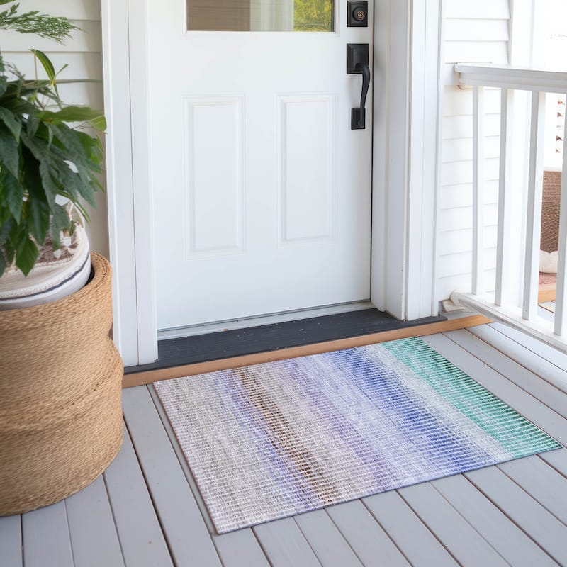 Machine Washable Indoor/ Outdoor Contemporary Stripes Chantille Rug - Green - 1'8" x 2'6"