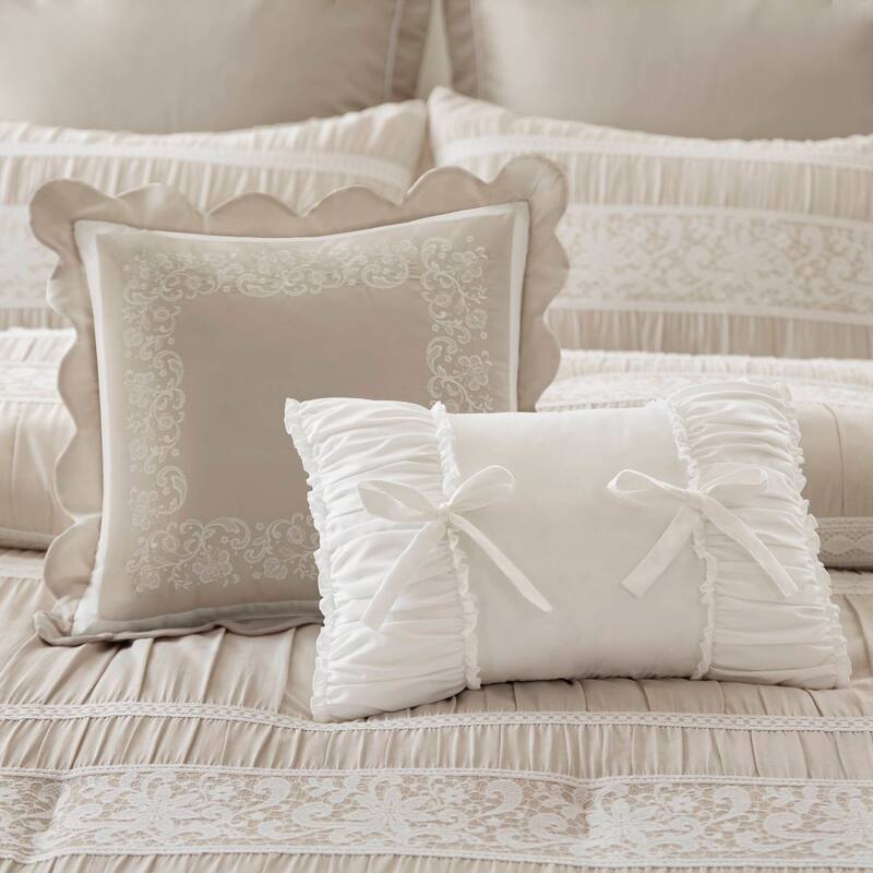 Madison Park Perryn 7 Piece Jacquard Comforter Set