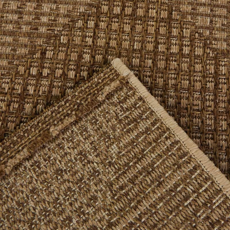 Bisset Checkered Textured Indoor/Outdoor Area Rug