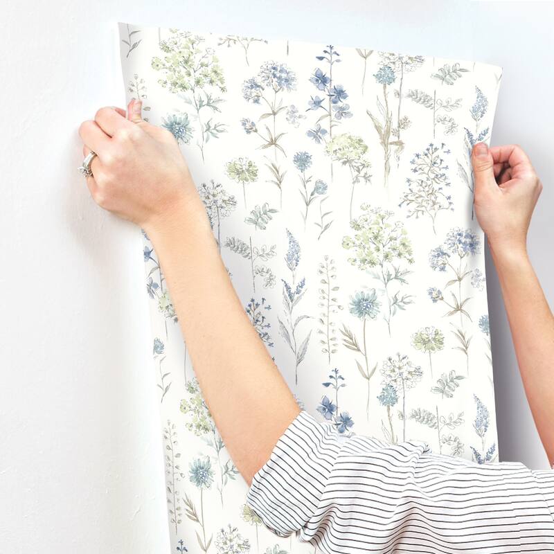 Chesapeake Bergamot Sea Green Wildflower Wallpaper