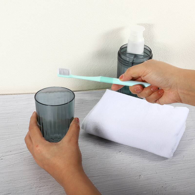Clear Toothbrush Travel Case, PET, Lightweight Traveling Toothbrush Holders Case, 8.27"x2.76" - Gray