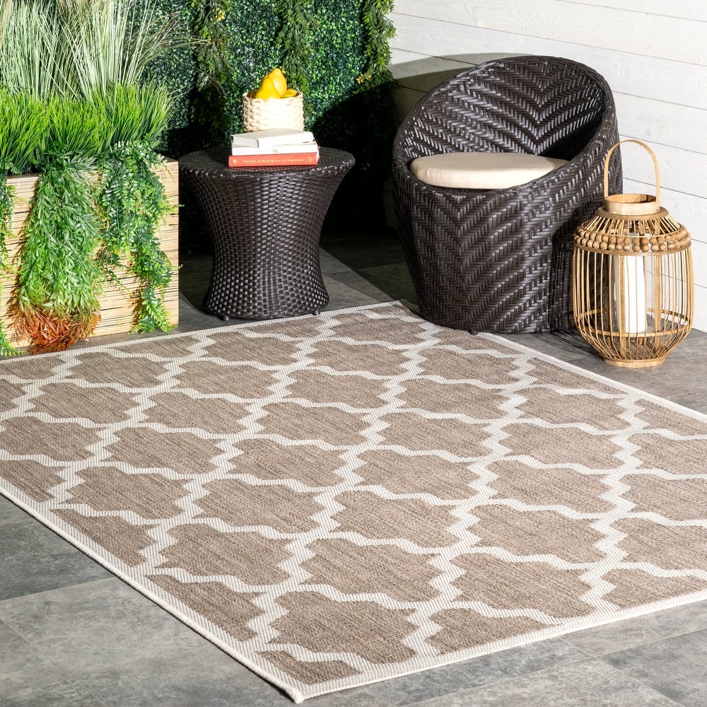 Nuloom Outdoor Moroccan Trellis Area Rug