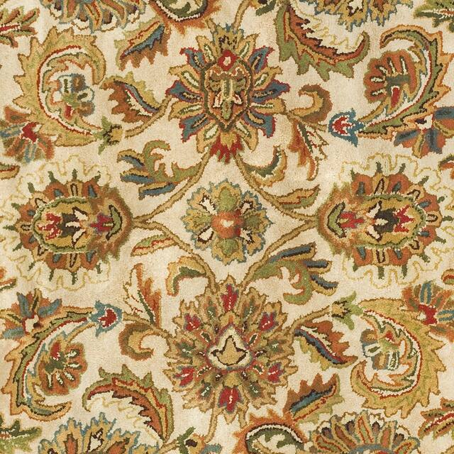 SAFAVIEH Handmade Classic Clotilda Traditional Oriental Wool Rug