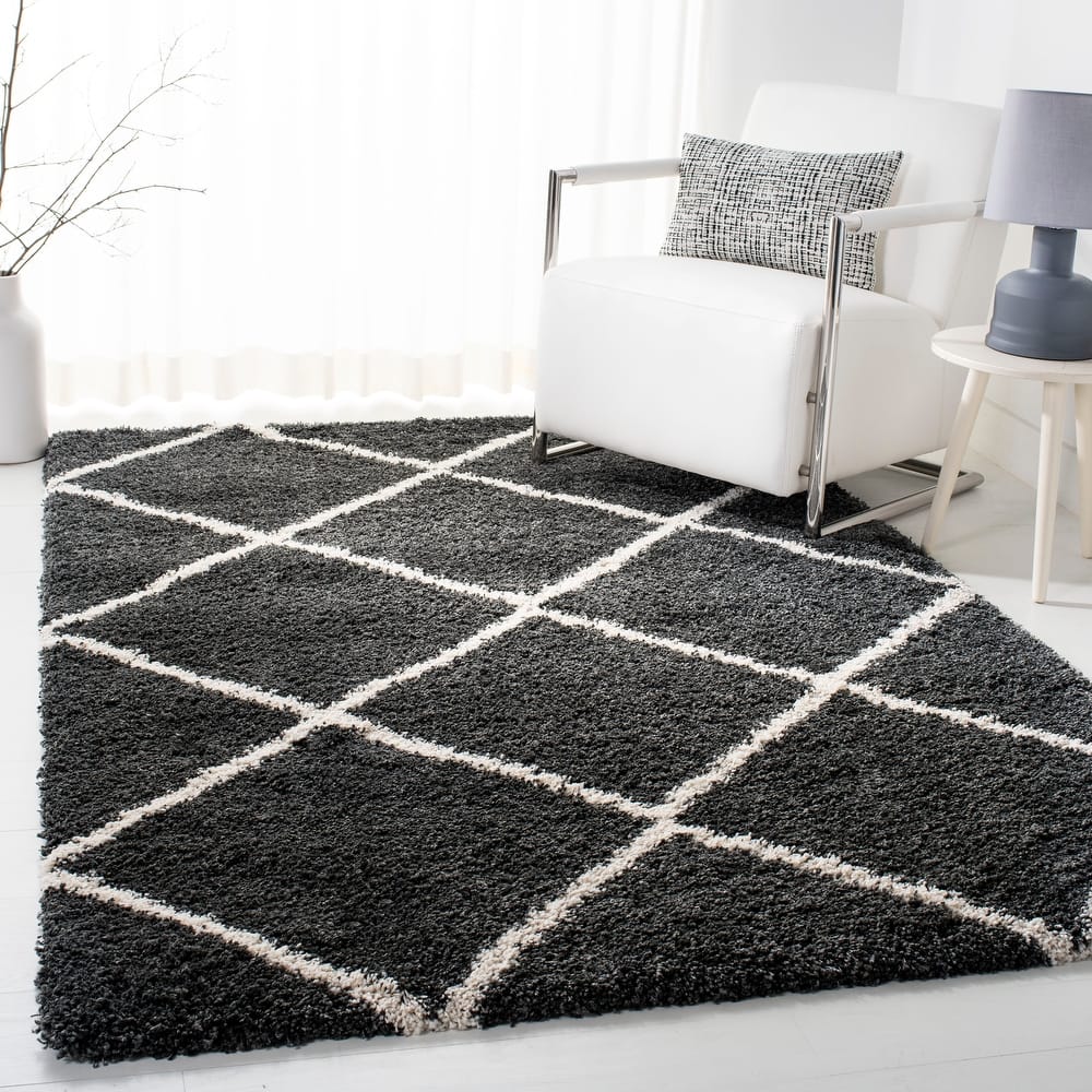SAFAVIEH Hudson Shag Raili Diamond Trellis 2-inch Thick Rug