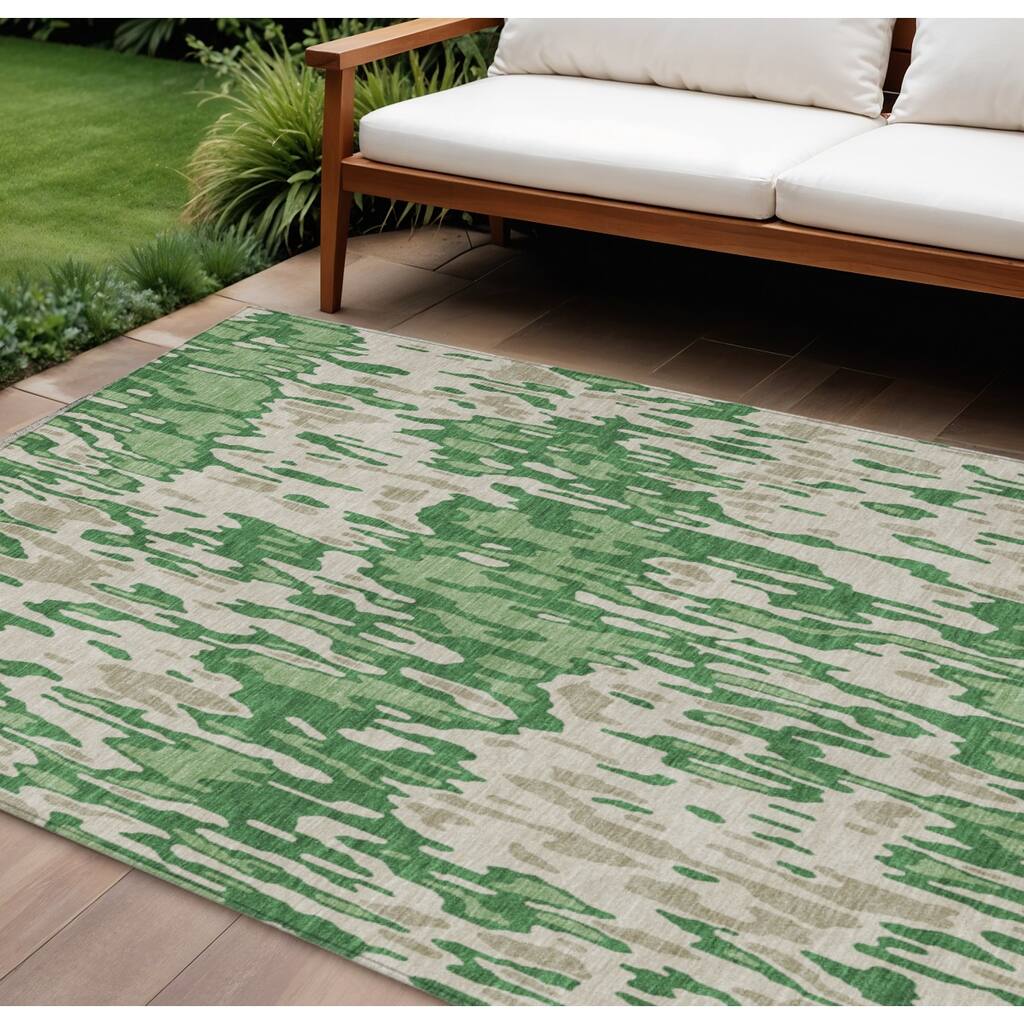 HomeRoots Striped Transitional Rectangle Outdoor Rug