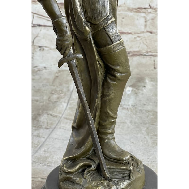 Italian Renaissance Warrior Knight Bronze Statue Sculpture Figure 15 Inches X 7 Inches