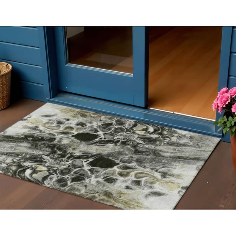 HomeRoots Abstract Transitional Rectangle Outdoor Rug - 3' x 5'