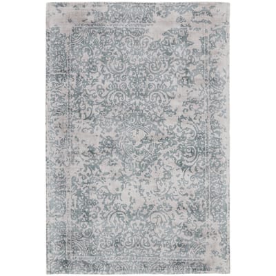 Jasmel Distressed Damask Rug, Blue/Gray Mist, Accent Rug
