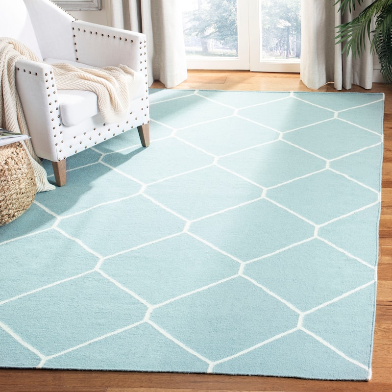 SAFAVIEH Handmade Flatweave Dhurries Walty Modern Moroccan Wool Rug - 4' x 6' - Light Blue/Ivory