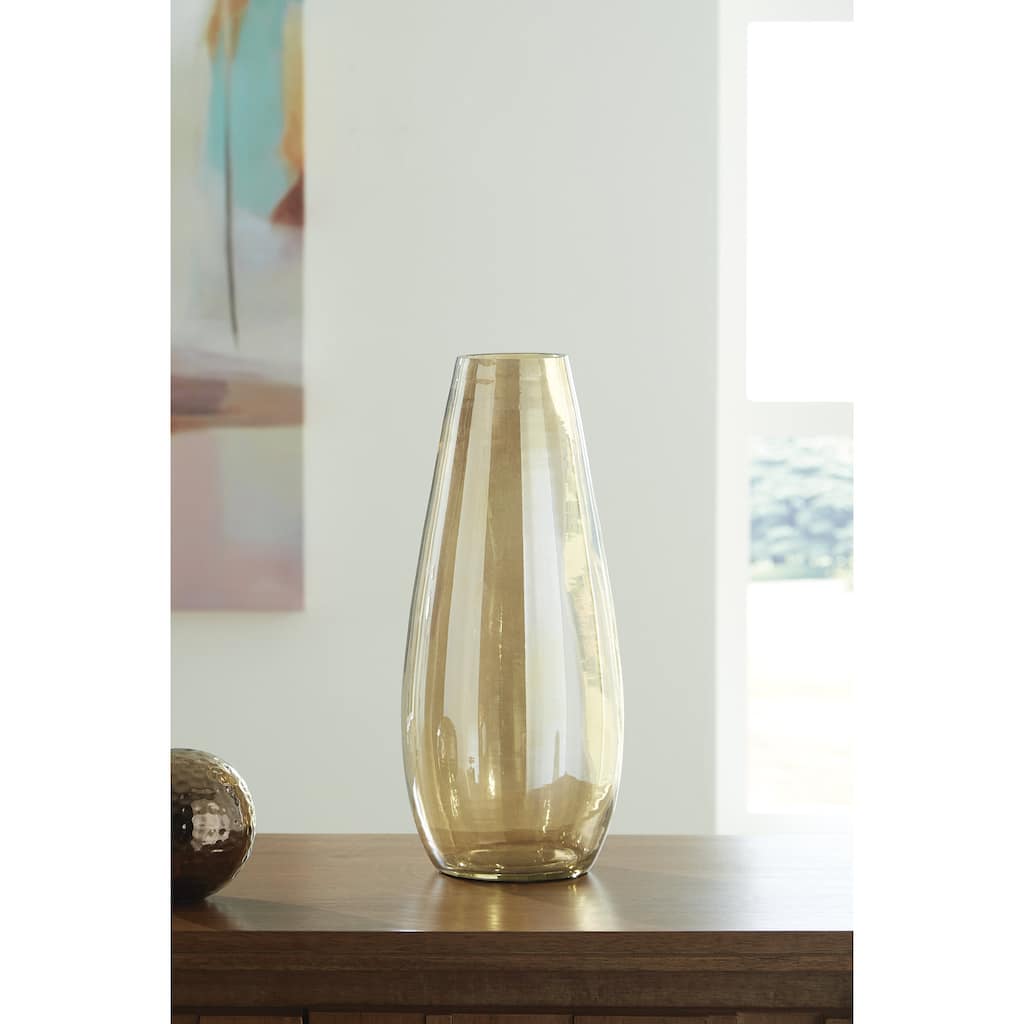 Signature Design by Ashley Rhettman Amber Vase