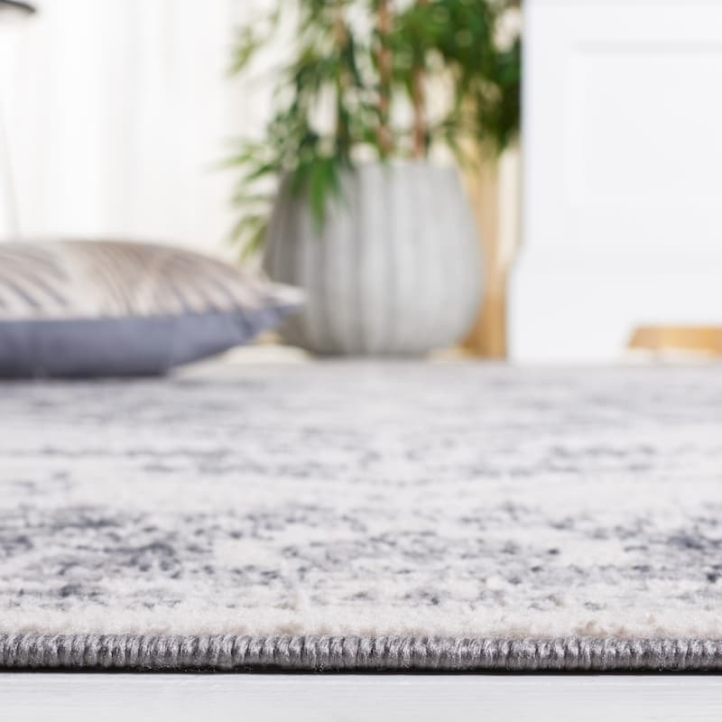 SAFAVIEH Odyssey Xenia Vintage Oriental Rug