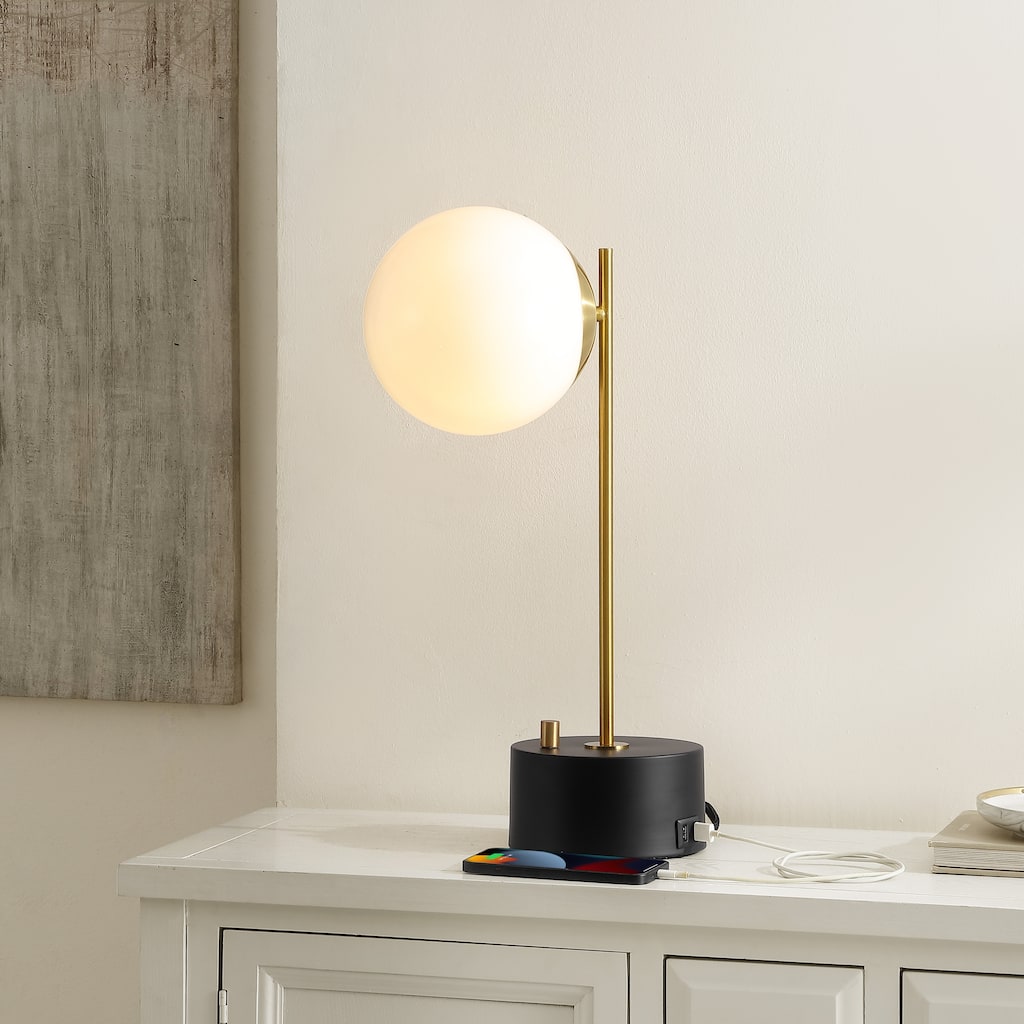 SAFAVIEH Lighting Tjake 21-inch Table Lamp with Usb Charging Port (LED Bulb Included) - 7 In. W x 10.3 In. x 20.5 In. H