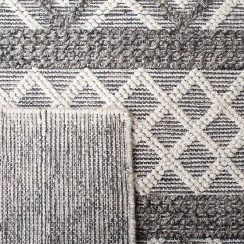 SAFAVIEH Handmade Vermont Christin Wool Rug