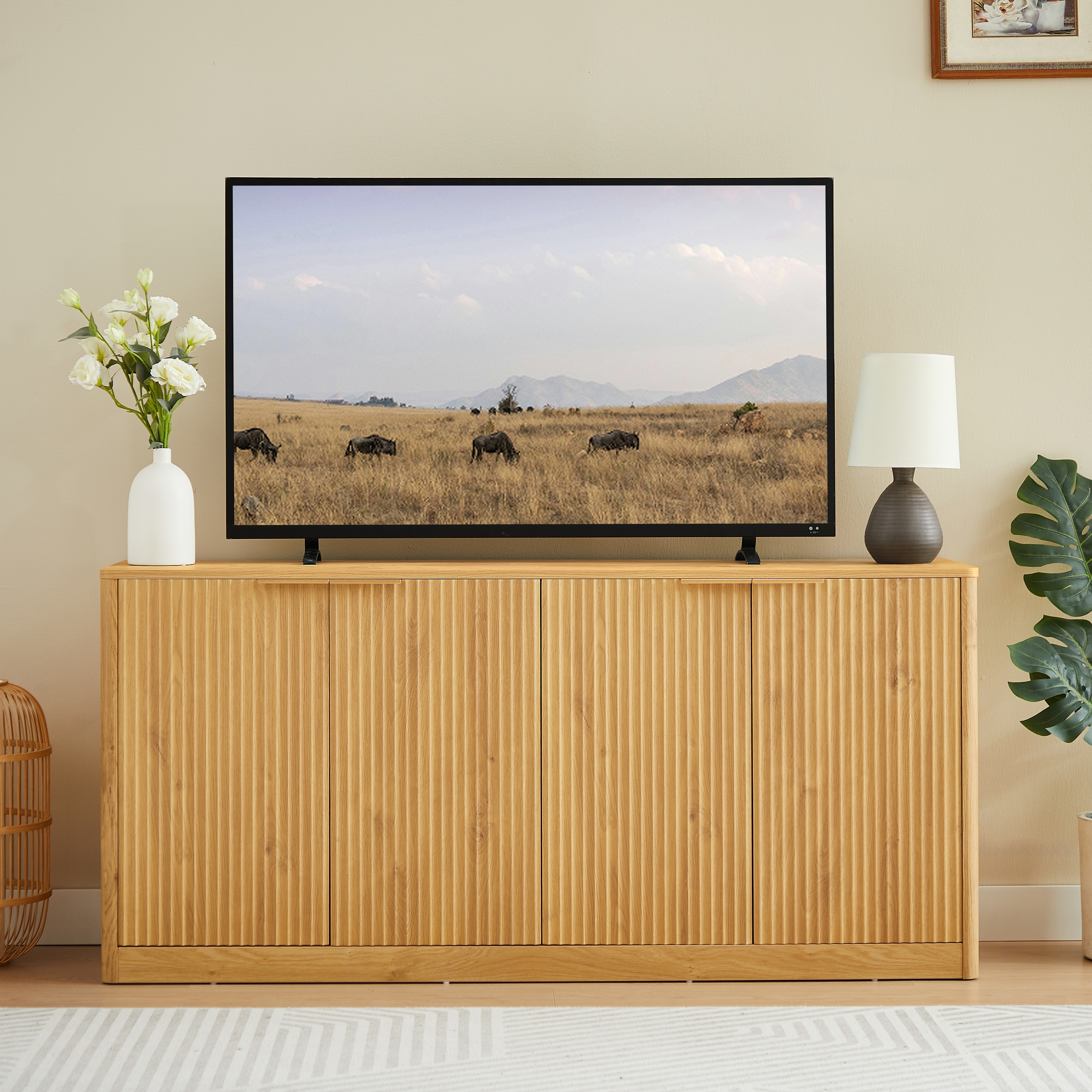59-inch Modern Wavy Sideboard, Curved Contour Design Storage Cabinet, 4-door Cabinet With Storage Function For kitchen bedroom